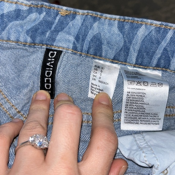 Divided baggy straight leg 90s funky pattern jeans - Picture 3 of 4